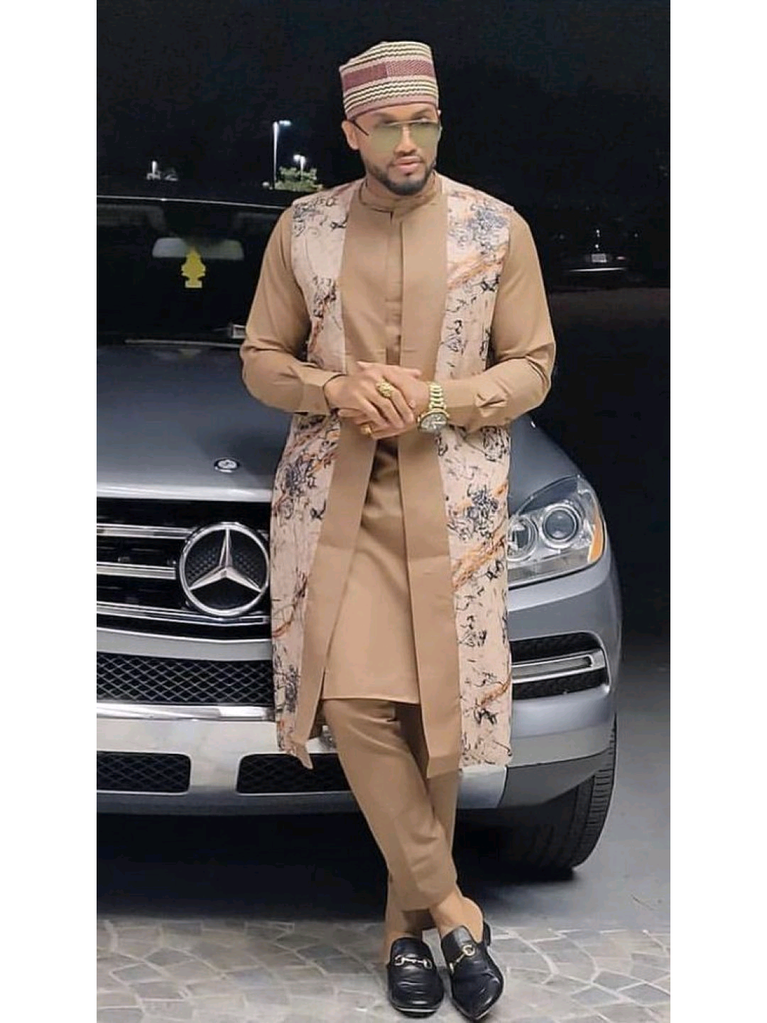 3 PIECE KHAFTAN WITH FLORAL DETAILS