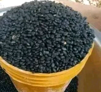 Akidi(Black beans) half paint 1.35kg