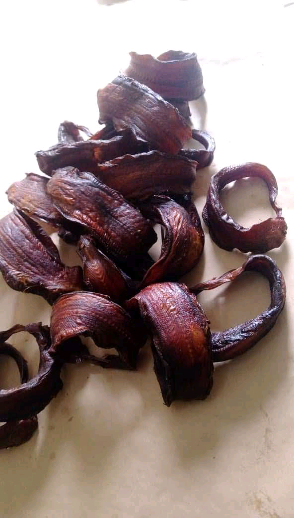 Smoked Eja Abo ( ukpek fish) 10 pieces big sizes